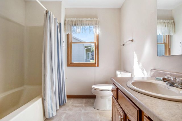 772 Marias Drive, Kinderhook Twp, MI 49036