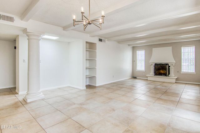 6621 Amposta Drive B, El Paso, TX 79912