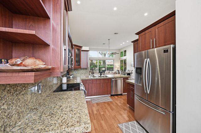 17242 Boca Club Boulevard 102, Boca Raton, FL 33487