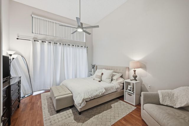 17242 Boca Club Boulevard 102, Boca Raton, FL 33487