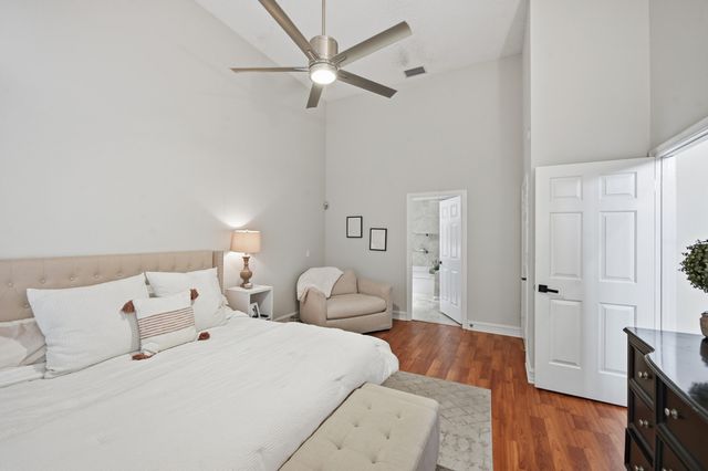 17242 Boca Club Boulevard 102, Boca Raton, FL 33487