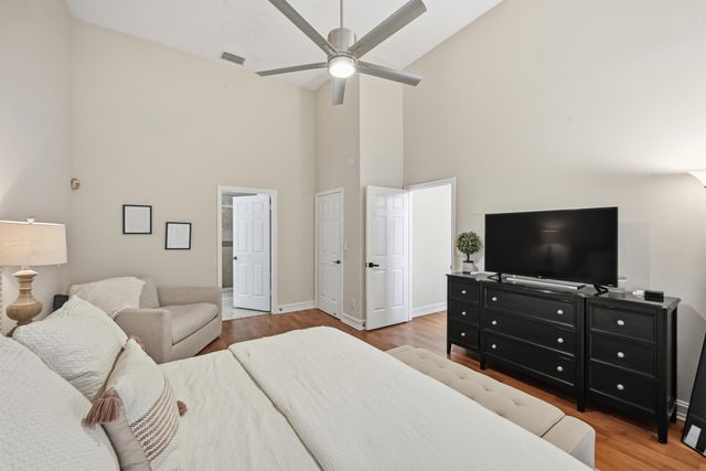 17242 Boca Club Boulevard 102, Boca Raton, FL 33487