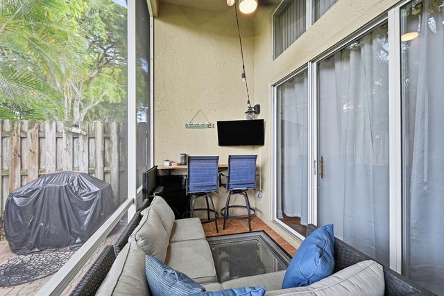 17242 Boca Club Boulevard 102, Boca Raton, FL 33487