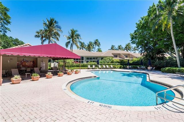 17242 Boca Club Boulevard 102, Boca Raton, FL 33487