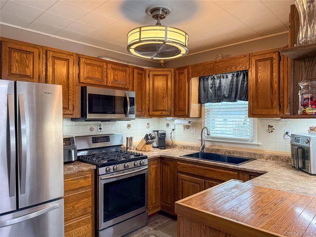 3 Wilcox Avenue, Highland, NY 12528