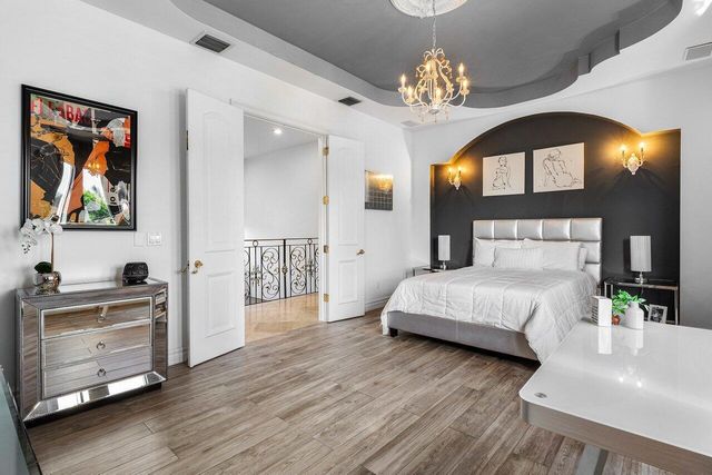 14 E Ocean Avenue, Ocean Ridge, FL 33435