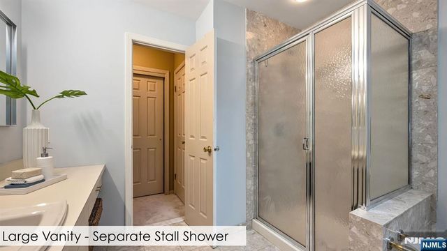 183 Van Winkle Lane, Mahwah, NJ 07430