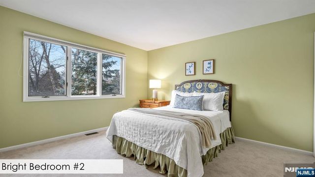 183 Van Winkle Lane, Mahwah, NJ 07430