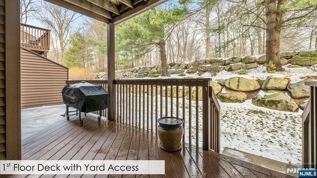 183 Van Winkle Lane, Mahwah, NJ 07430