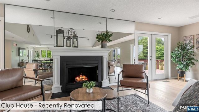 183 Van Winkle Lane, Mahwah, NJ 07430