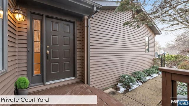 183 Van Winkle Lane, Mahwah, NJ 07430