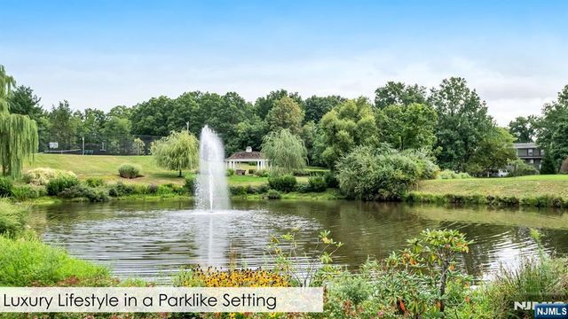 183 Van Winkle Lane, Mahwah, NJ 07430