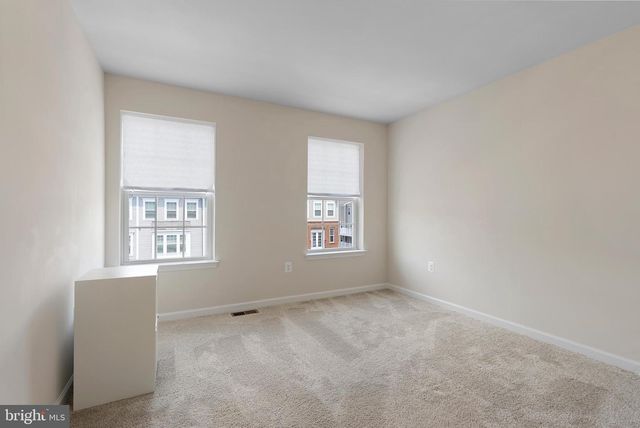 10545 JIM LOVELL LN, Lanham, MD 20706