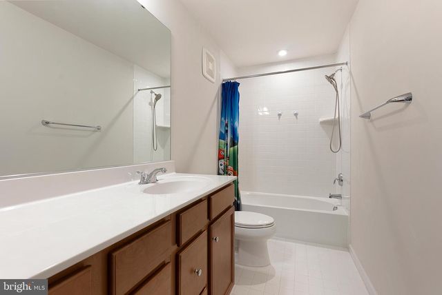 10545 JIM LOVELL LN, Lanham, MD 20706