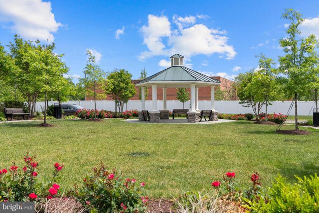 10545 JIM LOVELL LN, Lanham, MD 20706