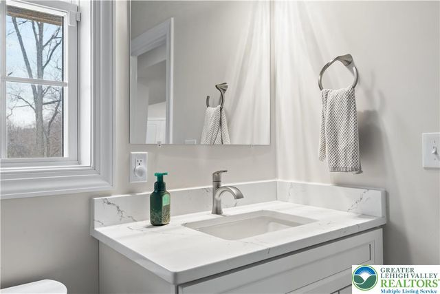 820 Public Road, Salisbury Twp, PA 18015