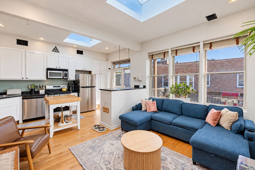 835 W Lawrence Avenue 3S, Chicago, IL 60640 — photo 2