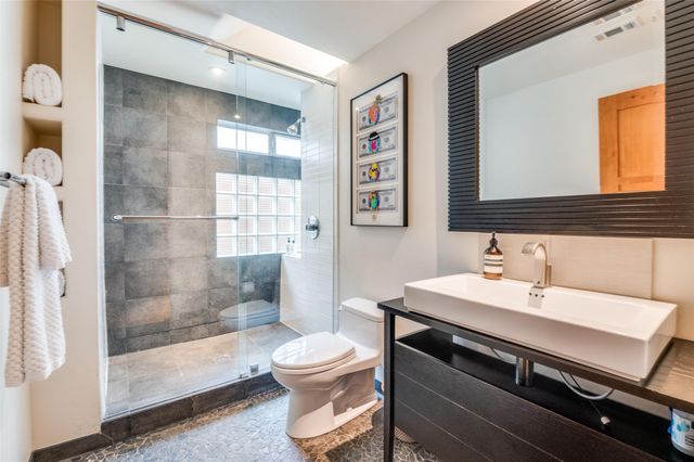 4446 Taos Road, Dallas, TX 75209