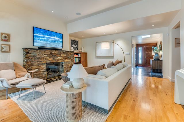 4446 Taos Road, Dallas, TX 75209