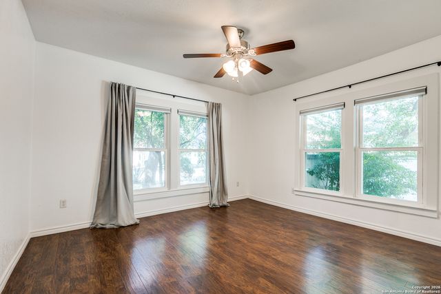 445 E Mistletoe, San Antonio, TX 78212