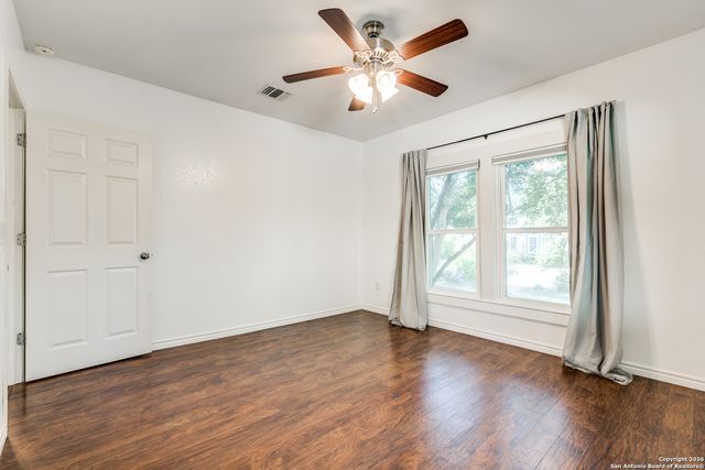 445 E Mistletoe, San Antonio, TX 78212