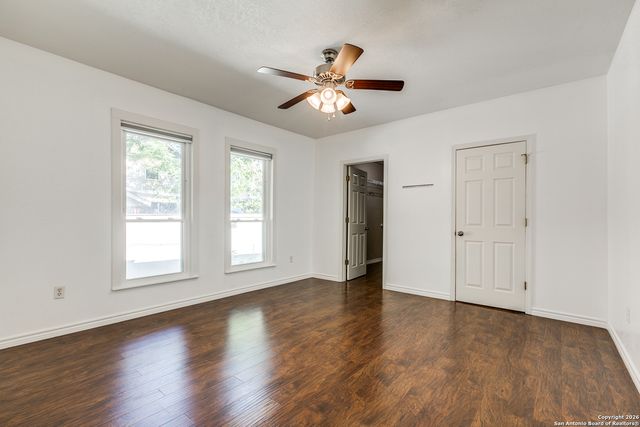 445 E Mistletoe, San Antonio, TX 78212