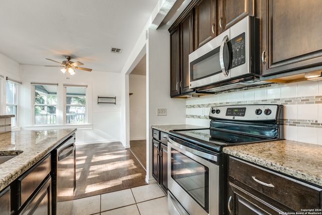 445 E Mistletoe, San Antonio, TX 78212