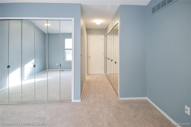 263 Whispering Hill, Commerce Twp, MI 48390