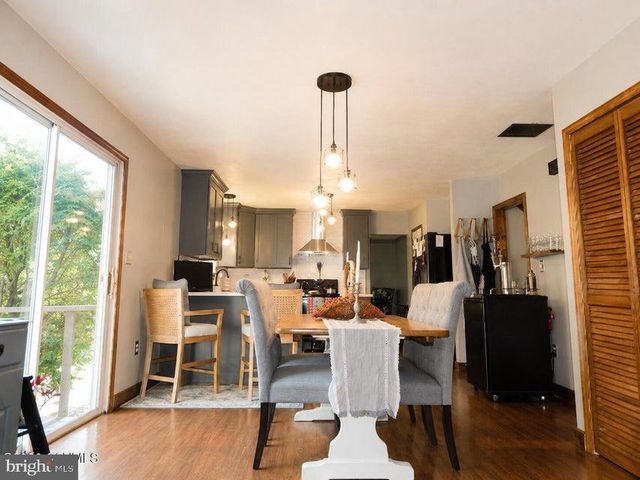 10 MEADOWBROOK DR, Selinsgrove, PA 17870