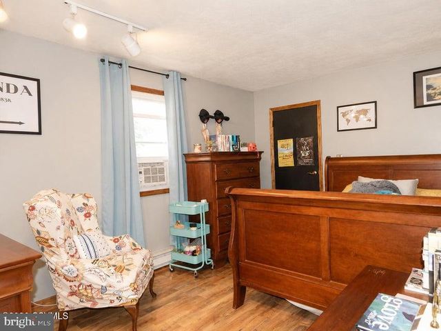 10 MEADOWBROOK DR, Selinsgrove, PA 17870