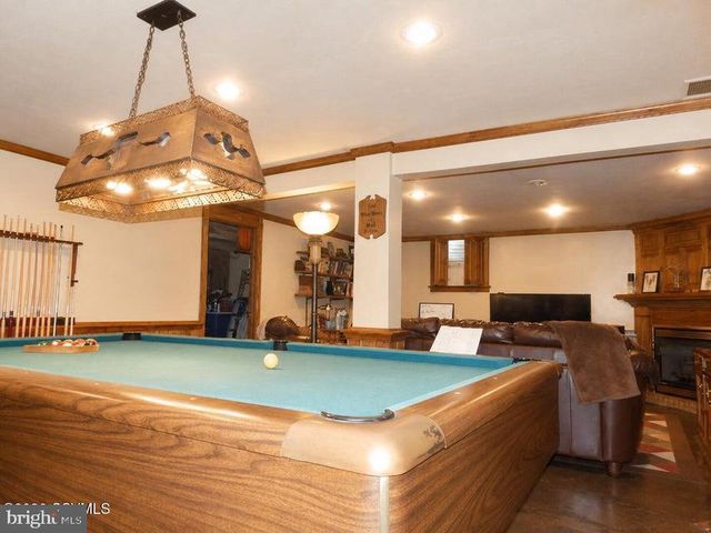 10 MEADOWBROOK DR, Selinsgrove, PA 17870