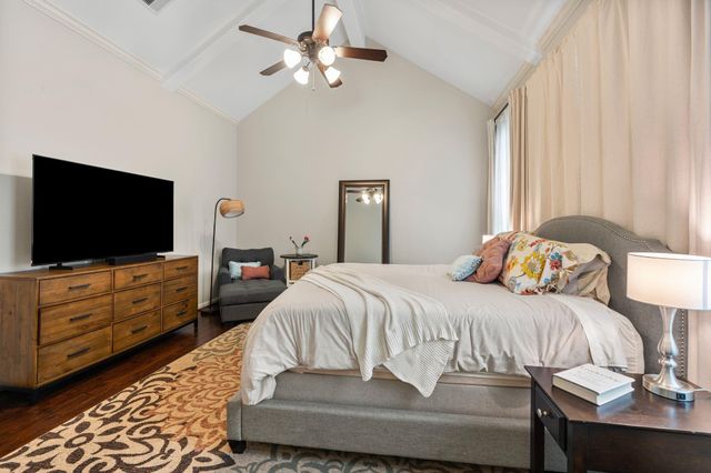 35 Nagshead Place, Spring, TX 77389