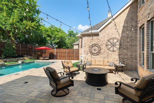 1041 White Crest Lane, Prosper, TX 75078