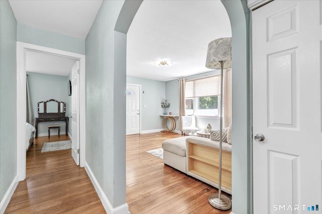 40 Highview Avenue, West Haven, CT 06516