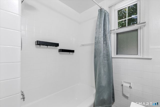 40 Highview Avenue, West Haven, CT 06516