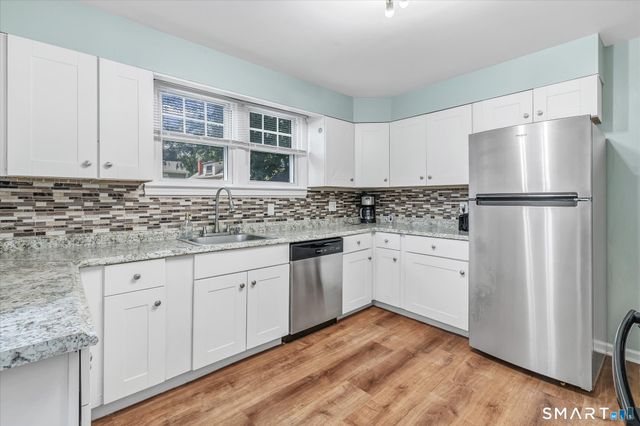 40 Highview Avenue, West Haven, CT 06516