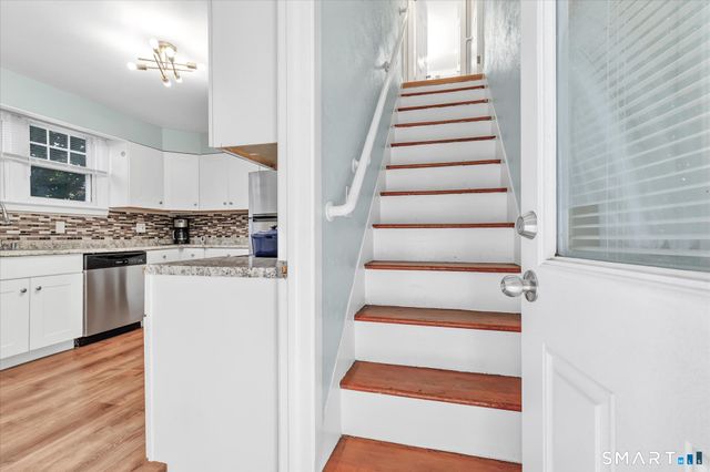 40 Highview Avenue, West Haven, CT 06516