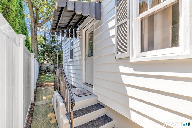 40 Highview Avenue, West Haven, CT 06516