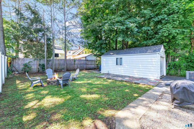 40 Highview Avenue, West Haven, CT 06516