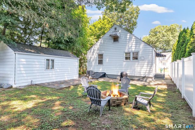 40 Highview Avenue, West Haven, CT 06516