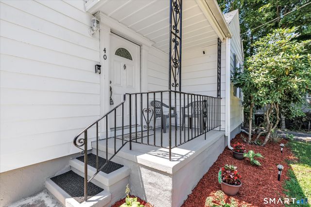 40 Highview Avenue, West Haven, CT 06516