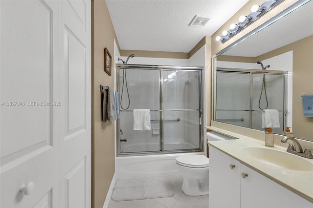 7715 Yardley Drive 106, Tamarac, FL 33321