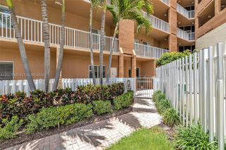 7715 Yardley Drive 106, Tamarac, FL 33321