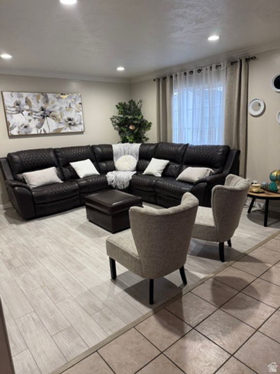2223 DAVENSHIRE LN, Taylorsville, UT 84129