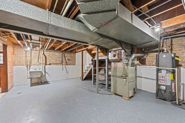 14231 S State Street, Riverdale, IL 60827