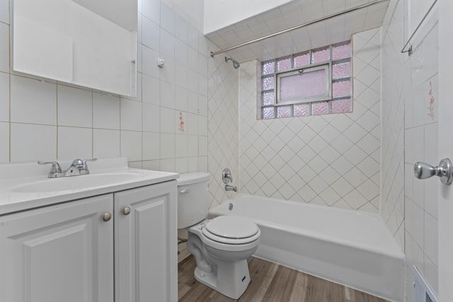 14231 S State Street, Riverdale, IL 60827