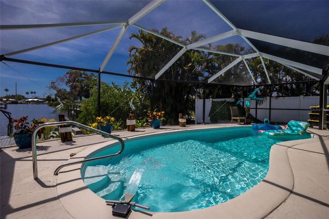 625 SANDPIPER LANE, Nokomis, FL 34275