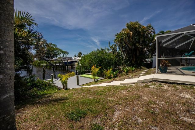 625 SANDPIPER LANE, Nokomis, FL 34275