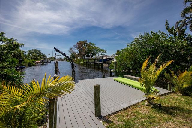 625 SANDPIPER LANE, Nokomis, FL 34275