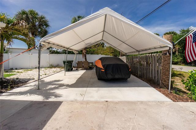 625 SANDPIPER LANE, Nokomis, FL 34275